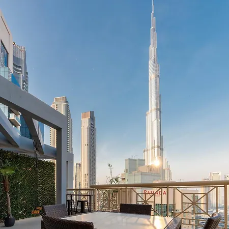 Luxury 2Br Downtown Apt With Burj Khalifa Views Dubai Exterior photo