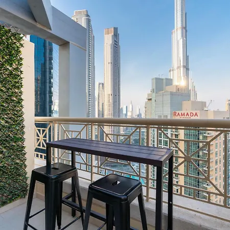 Luxury 2Br Downtown Apt With Burj Khalifa Views Dubai Exterior photo