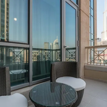 Luxury 2Br Downtown Apt With Burj Khalifa Views Dubai Exterior photo
