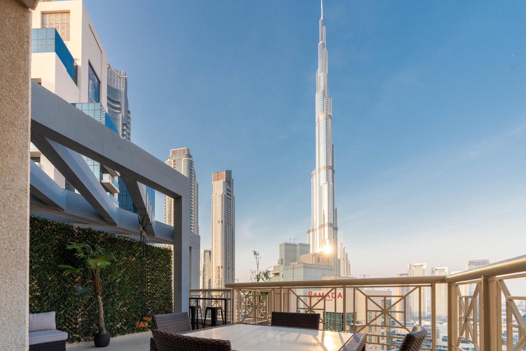 अपार्टमेंट Luxury 2br Downtown With Burj Khalifa Views Dubai